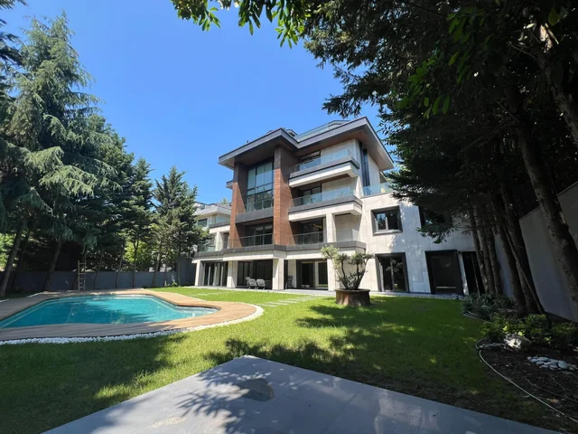 Luxe villa met 8 slaapkamers in Beykoz, Istanbul