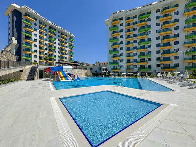 Te Koop: Appartement in Alanya Avsallar met Zwembad Dichtbij het Strand