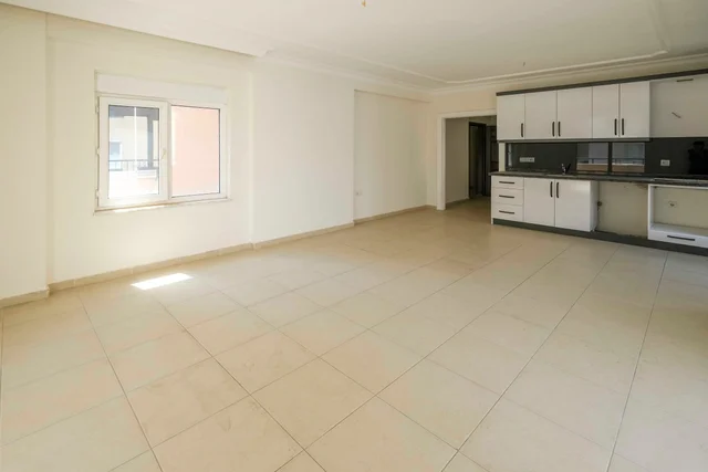 Dvosobni Apartman na Prodaju sa Bazenom u Mahmutlar, Alanya
